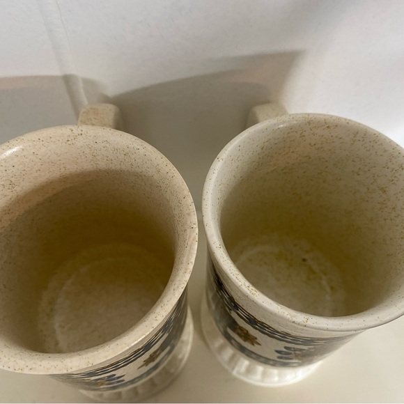 Beautiful His And Her Coffee Mugs. - Picture 5 of 5